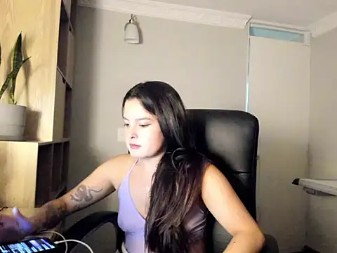 AmandaCallum online show from 05-26-26, 01:01
