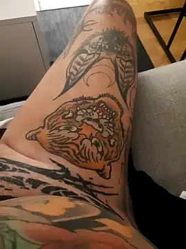 Snapshot of tattooedtwc chatting on 03-12-26, 08:59 tattooedtwc online show from 03-12-26, 08:59