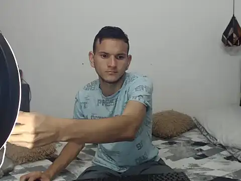 Latin Boy24 online show from 10-13-25, 04:29