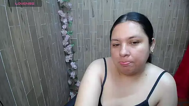 solyeria online show from 05-31-26, 06:09