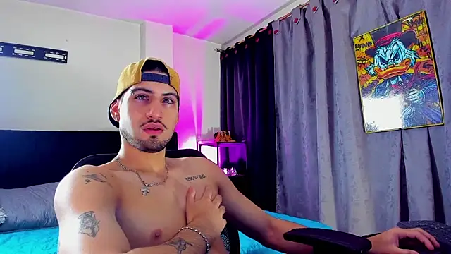 Giomar Reyes online show from 02-19-26, 05:36