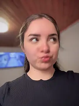 imlindapink online show from 01-08-26, 06:43