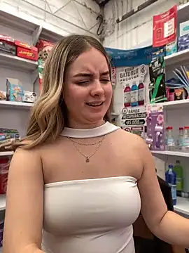 imlindapink online show from 04-08-26, 04:29