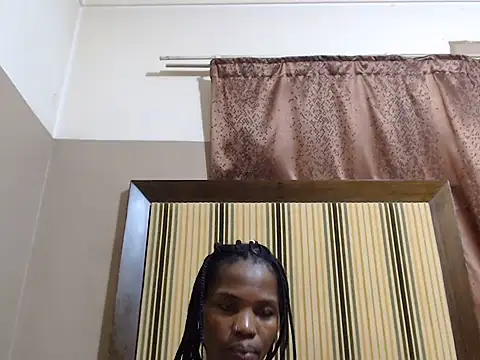 Hotsexyberry22 online show from 06-14-26, 06:37