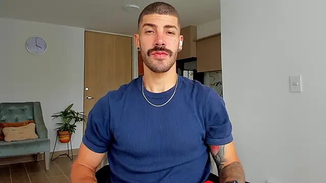 Guyinthemountain online show from 12-30-24, 01:03