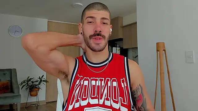 Guyinthemountain online show from 01-29-25, 01:28