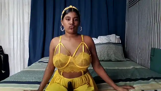 Lilmisskay18 online show from 03-12-26, 10:32