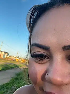 Snapshot of lariic chatting on 04-14-26, 08:26 lariic online show from 04-14-26, 08:26