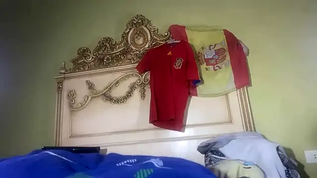 Snapshot of emylolo9 chatting on 12-02-24, 09:06 emylolo9 online show from 12-02-24, 09:06