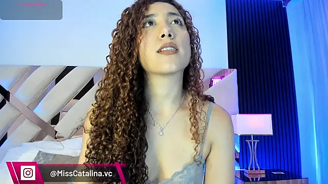 Snapshot of miss_catalinaa chatting on 05-25-26, 12:11 miss catalinaa online show from 05-25-26, 12:11