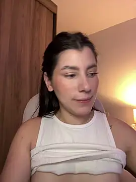 ARITOO  online show from 04-16-26, 04:02