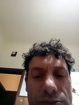 Snapshot of ReseeedDerision chatting on 09-14-25, 12:43 ReseeedDerision online show from 09-14-25, 12:43