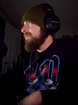 Snapshot of SirYummy18 chatting on 01-18-25, 05:31 SirYummy18 online show from 01-18-25, 05:31