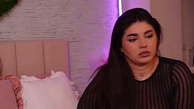 RachelSwaan online show from 10-10-25, 05:06