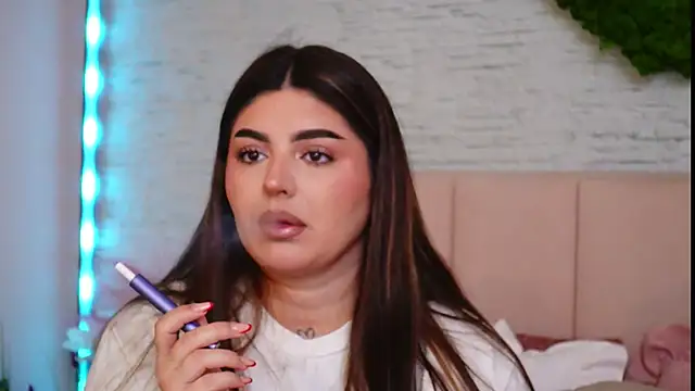 RachelSwaan online show from 03-18-26, 06:38