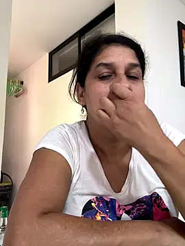 siri duque online show from 11-23-25, 03:56