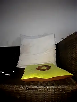 MrDicksons online show from 12-24-24, 04:19