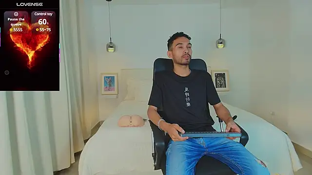  miguel0 online show from 02-21-25, 06:48