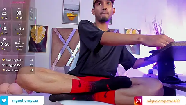  miguel0 online show from 09-13-25, 03:01