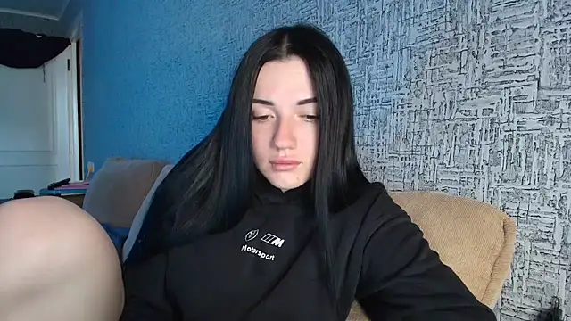 Liana diva online show from 04-08-26, 01:22