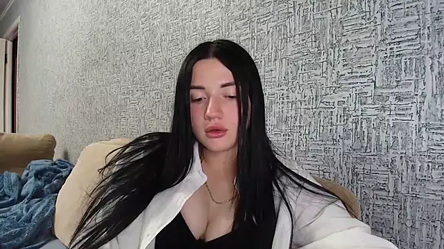 Liana diva online show from 06-03-26, 05:40