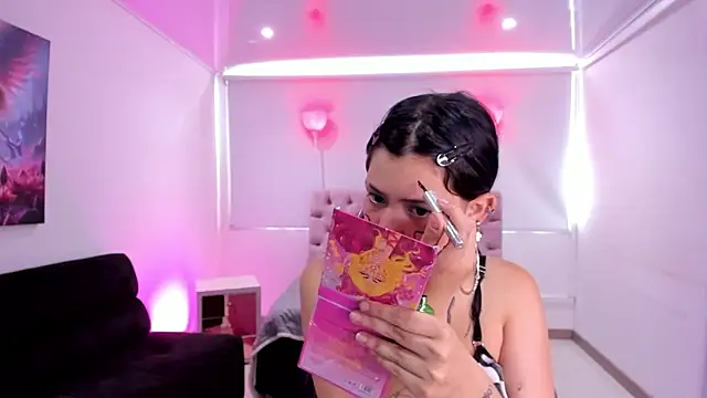 AuroraDiaz online show from 09-24-25, 07:39