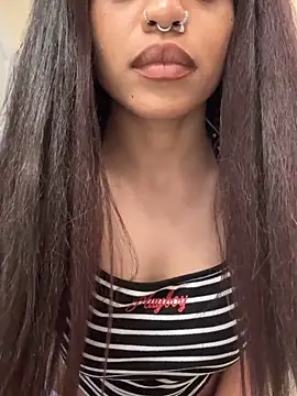 Snapshot of afavoredangel chatting on 03-04-26, 10:16 afavoredangel online show from 03-04-26, 10:16