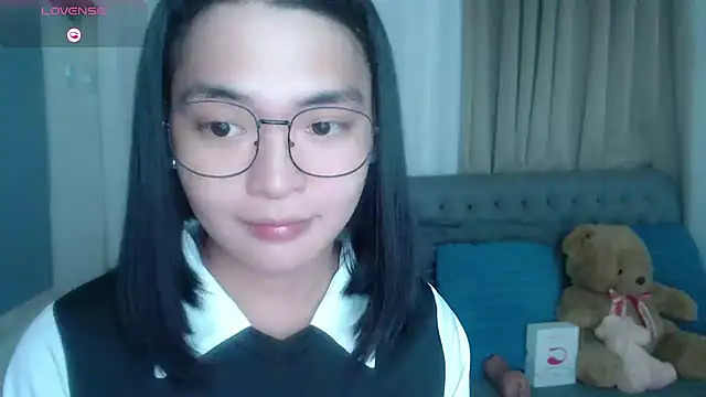 zhaviahale21 online show from 07-05-26, 06:04