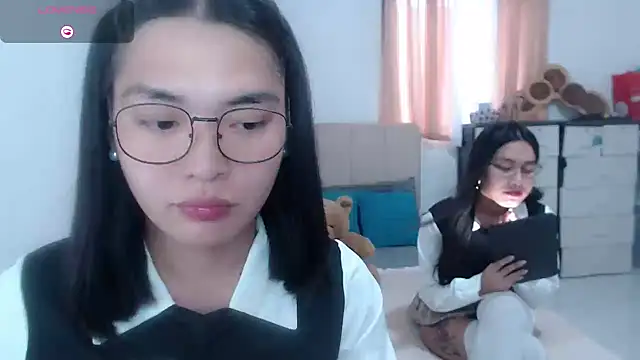 zhaviahale21 online show from 07-25-26, 07:28