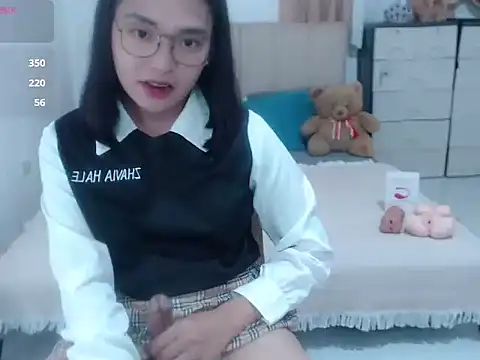 zhaviahale21 online show from 08-05-26, 04:43