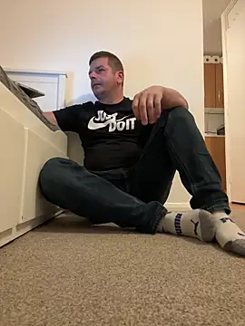 Dan NFS online show from 09-25-25, 03:21