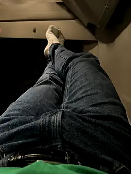 Dan NFS online show from 10-31-25, 06:03