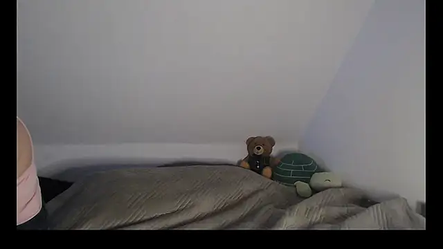Anna F0X online show from 06-17-26, 10:54