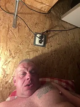 JakubW79 online show from 03-12-25, 12:42