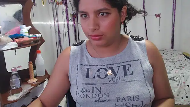 Snapshot of sexyhot20xxx chatting on 06-23-26, 05:27 sexyhot20xxx online show from 06-23-26, 05:27
