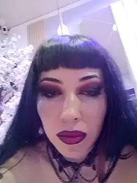Snapshot of alixxon1 chatting on 06-19-26, 06:34 alixxon1 online show from 06-19-26, 06:34