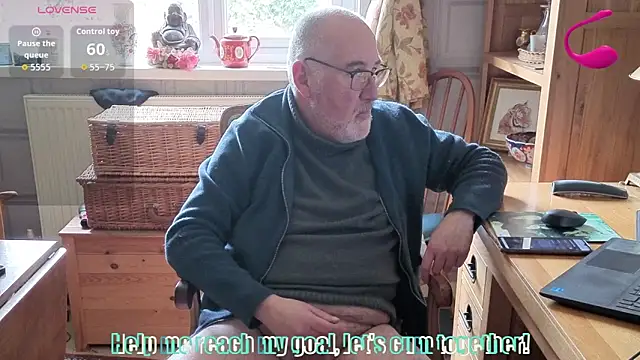 Snapshot of Adamdaddybear chatting on 02-12-26, 02:34 Adamdaddybear online show from 02-12-26, 02:34