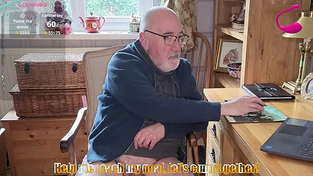 Snapshot of Adamdaddybear chatting on 02-23-26, 02:47 Adamdaddybear online show from 02-23-26, 02:47