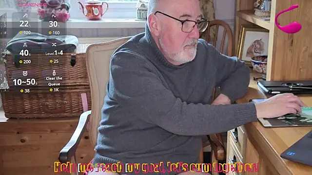 Snapshot of Adamdaddybear chatting on 02-26-26, 02:27 Adamdaddybear online show from 02-26-26, 02:27