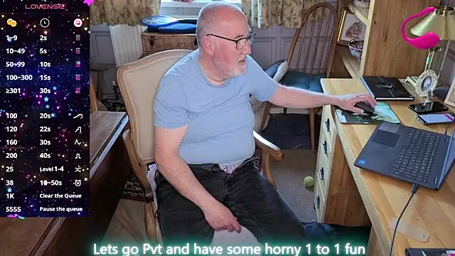 Adamdaddybear online show from 05-24-26, 12:54