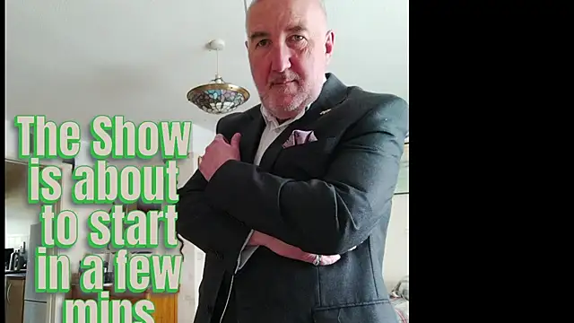 Adamdaddybear online show from 07-05-26, 06:31