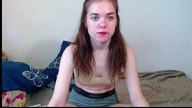 Snapshot of SallyMkn chatting on 07-11-26, 12:19 SallyMkn online show from 07-11-26, 12:19