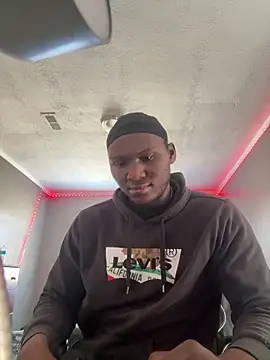 Festivitiesking1 online show from 03-12-26, 04:13