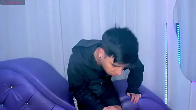 Yourslust  online show from 11-09-25, 01:42