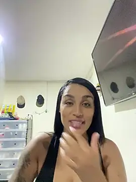 Snapshot of KatalinnaBrown chatting on 07-11-26, 11:50 KatalinnaBrown online show from 07-11-26, 11:50