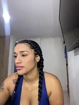 Snapshot of KatalinnaBrown chatting on 07-23-26, 02:48 KatalinnaBrown online show from 07-23-26, 02:48