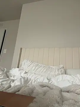 emilycoco online show from 02-22-26, 08:40