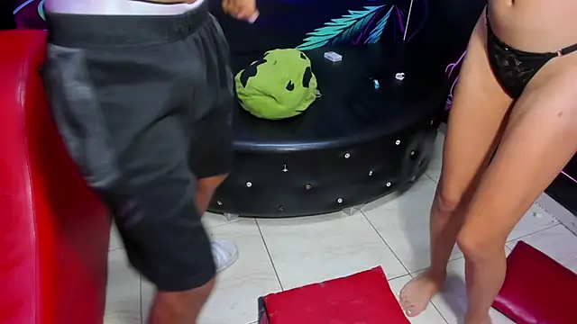 Living room online show from 02-18-26, 11:33