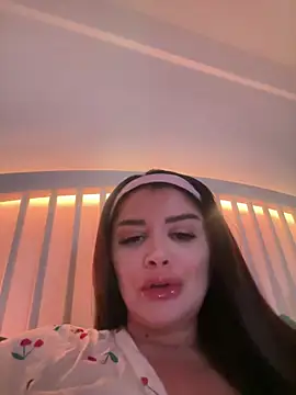 Amberseyes online show from 04-02-26, 05:10