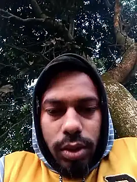 Snapshot of arafat_mia chatting on 01-17-26, 01:10 arafat mia online show from 01-17-26, 01:10